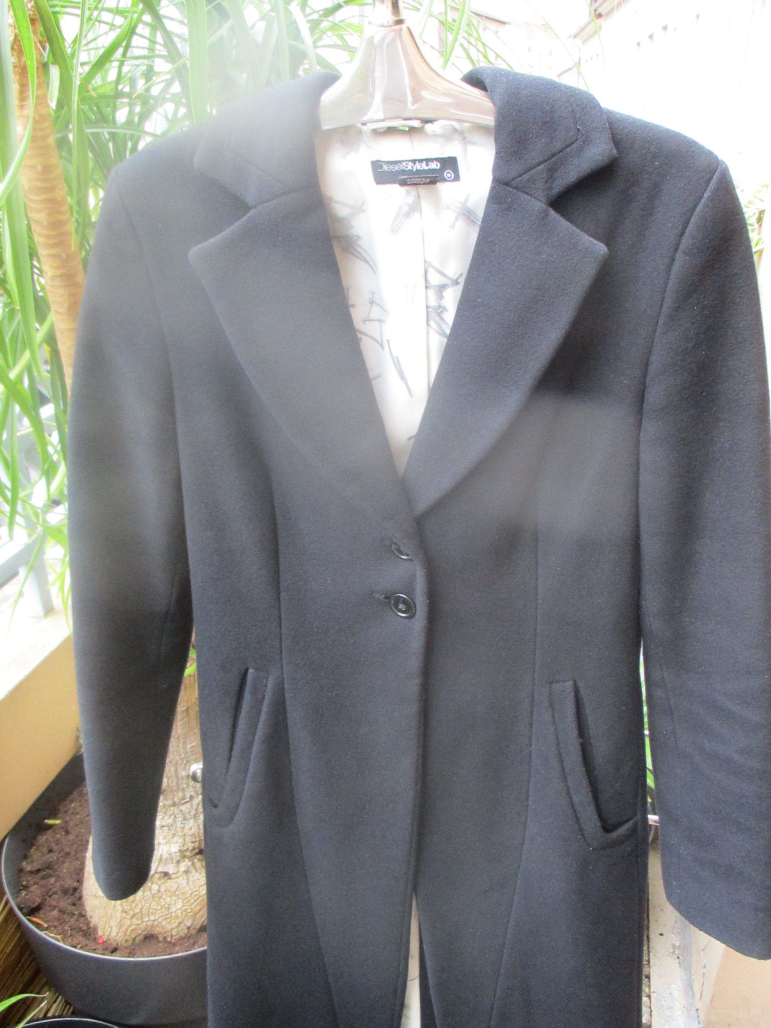 Long black wool coat by Diesel Style Lab