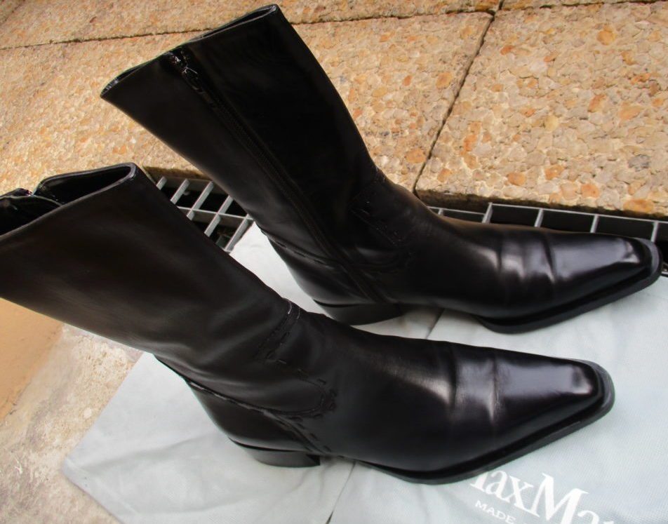 max mara leather boots